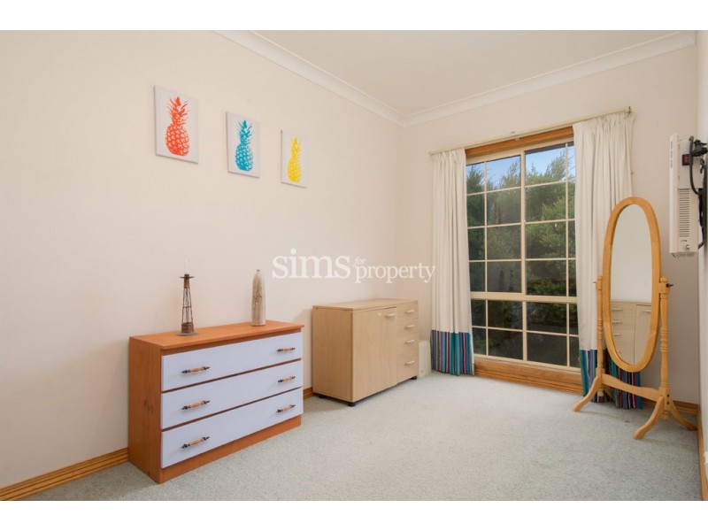 28 Delta Avenue, Youngtown TAS 7249