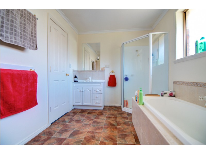 41 Poplar Parade, Youngtown TAS 7249