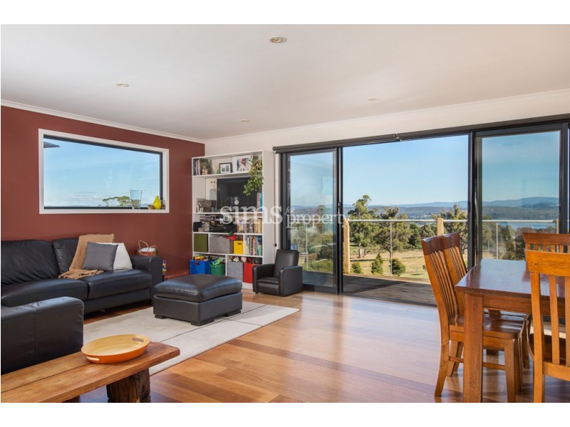 43 Burton Street, Hillwood TAS 7252