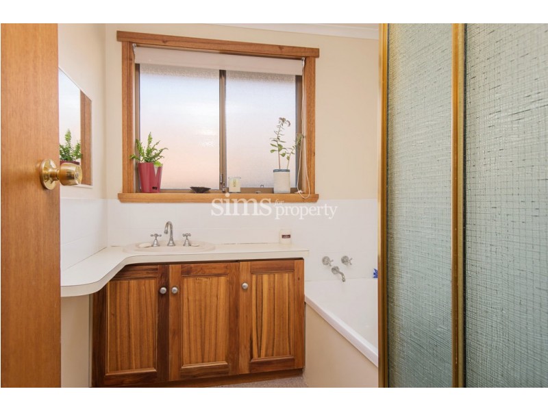 38 Harley Parade, Prospect Vale TAS 7250