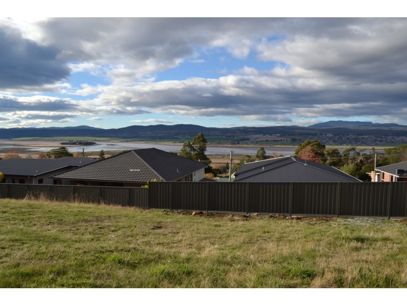 3 Hamish Court, Riverside TAS 7250