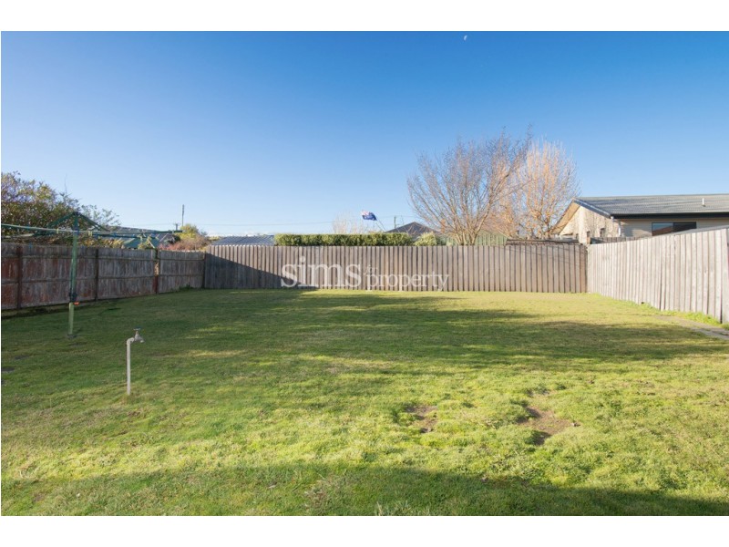 12 Allenby Street, Mowbray TAS 7248