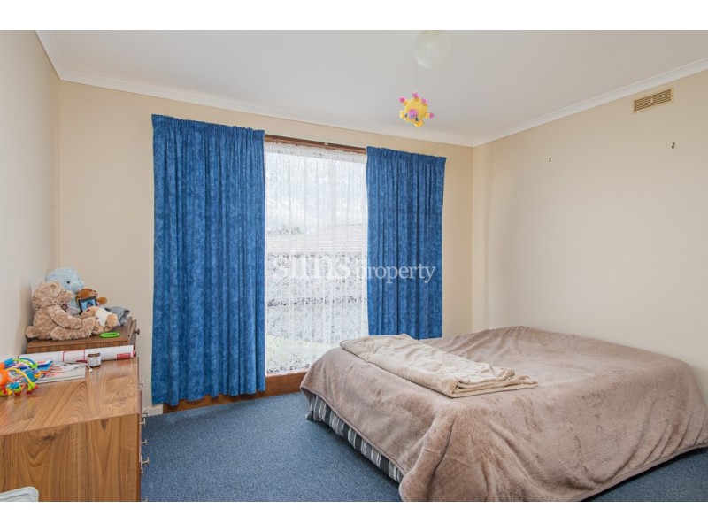 Unit 3/10 Teal Court, Newnham TAS 7248