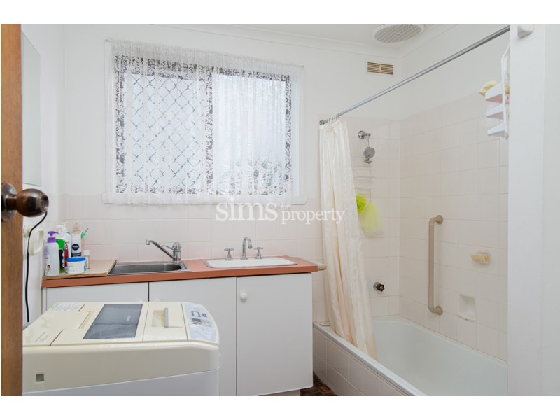 Unit 3/10 Teal Court, Newnham TAS 7248