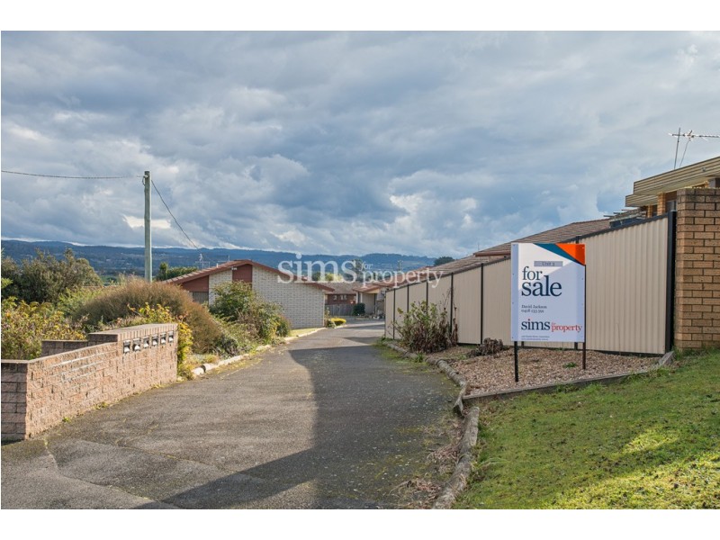 Unit 3/10 Teal Court, Newnham TAS 7248
