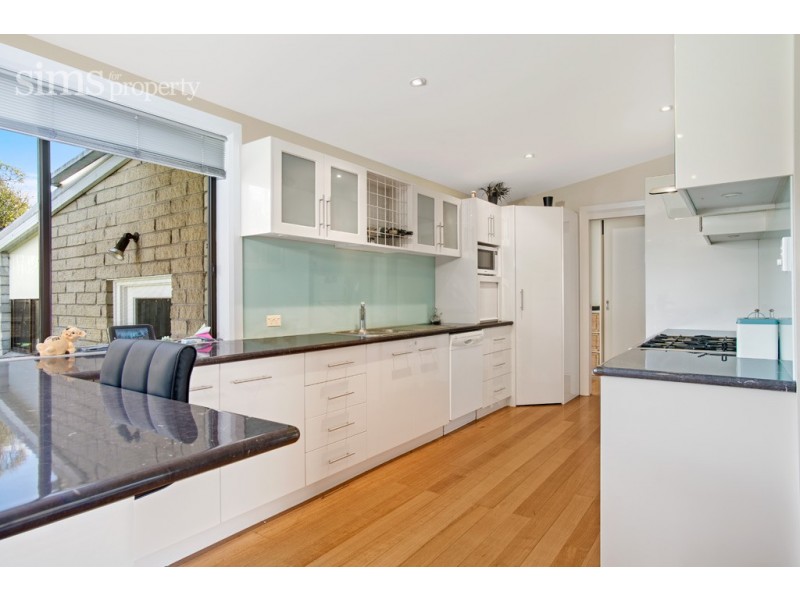 48 Hingston Crescent, Norwood TAS 7250