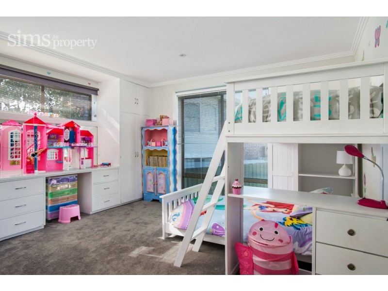 48 Hingston Crescent, Norwood TAS 7250