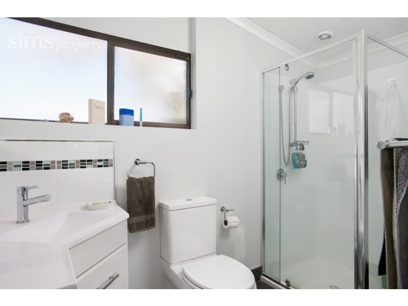 48 Hingston Crescent, Norwood TAS 7250