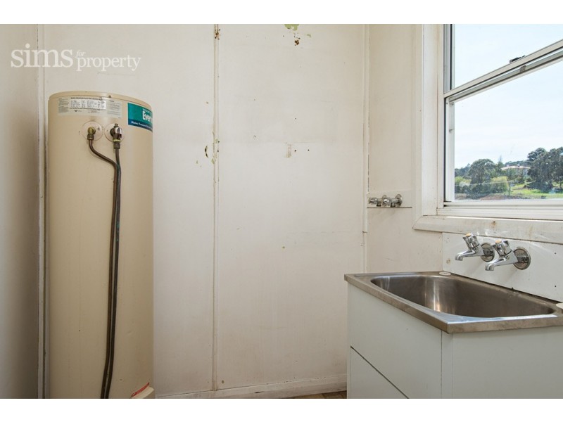 13 St Leonards Road, St Leonards TAS 7250
