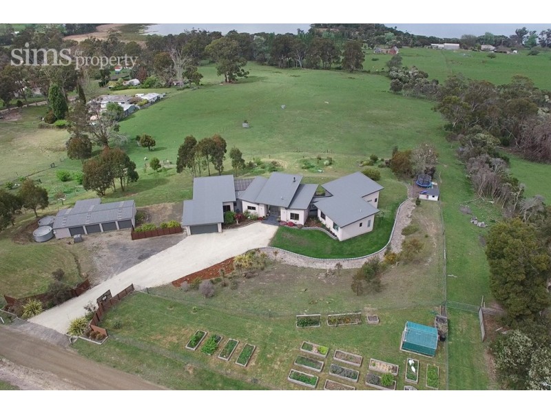 17 Brownrigg Street, Hillwood TAS 7252