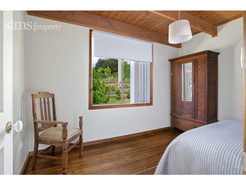 82 Lalla Road, Lilydale TAS 7268