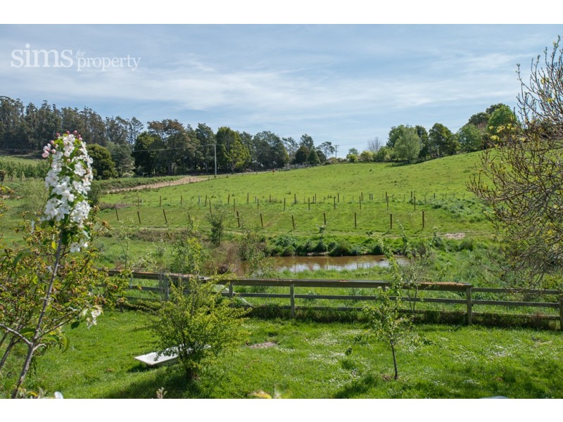82 Lalla Road, Lilydale TAS 7268