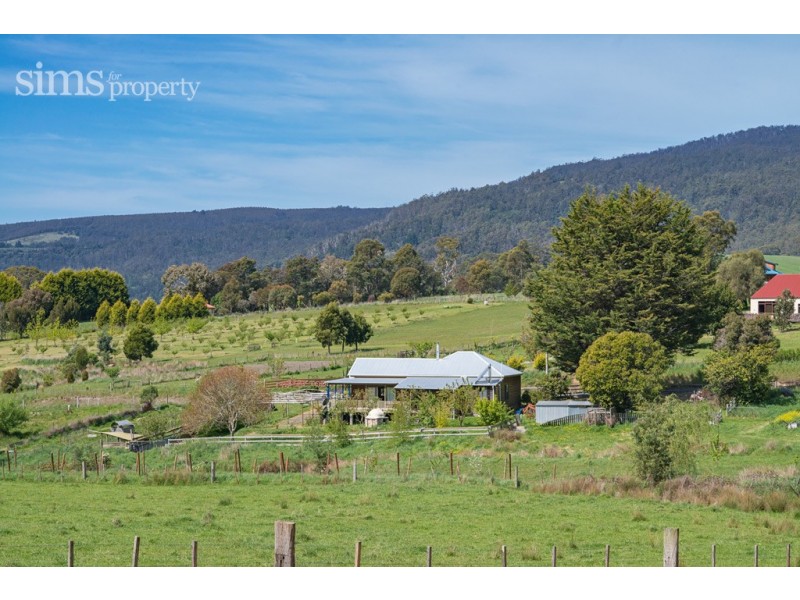 82 Lalla Road, Lilydale TAS 7268