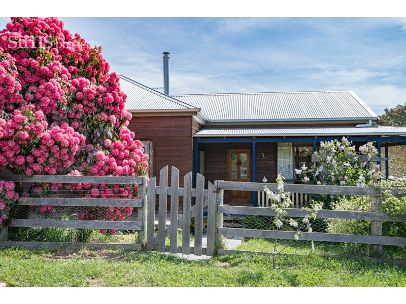 82 Lalla Road, Lilydale TAS 7268