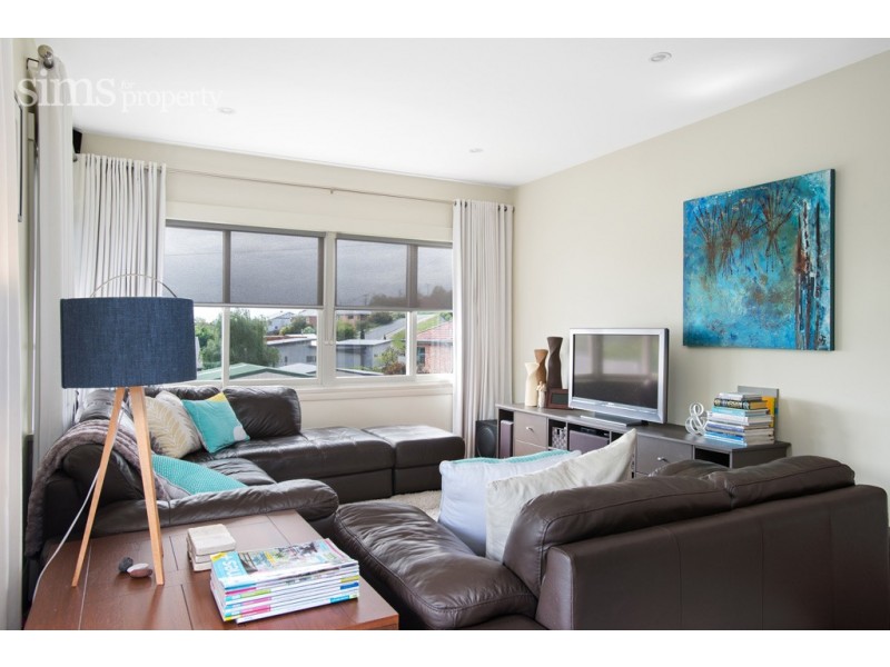 2 Leslie Place, South Launceston TAS 7249