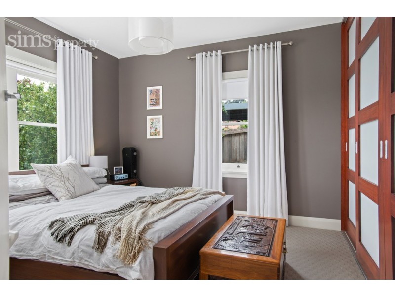 2 Leslie Place, South Launceston TAS 7249