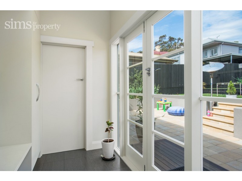 2 Leslie Place, South Launceston TAS 7249