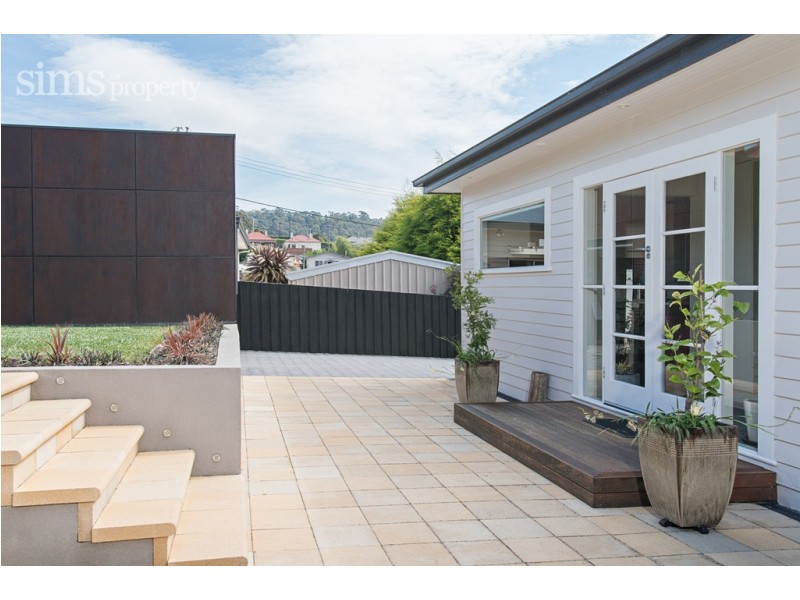 2 Leslie Place, South Launceston TAS 7249