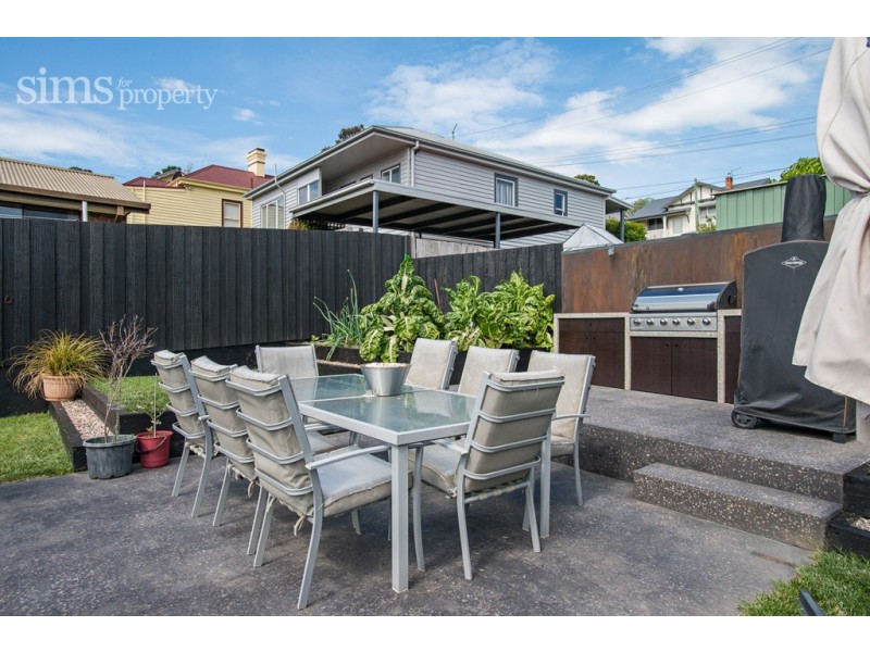 2 Leslie Place, South Launceston TAS 7249