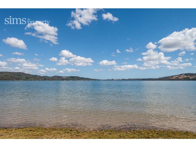 167 Paper Beach Road, Swan Point TAS 7275