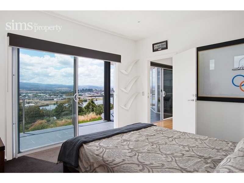 Unit 1 48 Floreat Crescent, Trevallyn TAS 7250