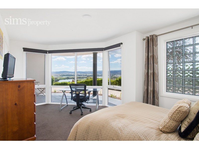 Unit 1 48 Floreat Crescent, Trevallyn TAS 7250