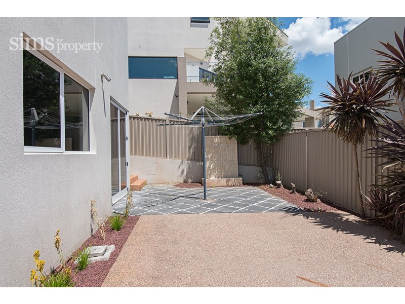 Unit 1 48 Floreat Crescent, Trevallyn TAS 7250