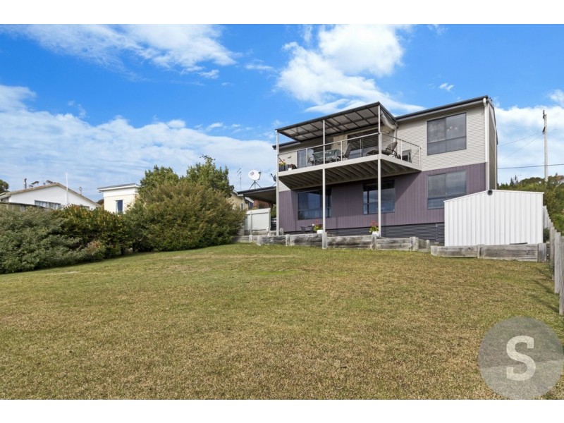 65 Beach Crescent, Greens Beach TAS 7270