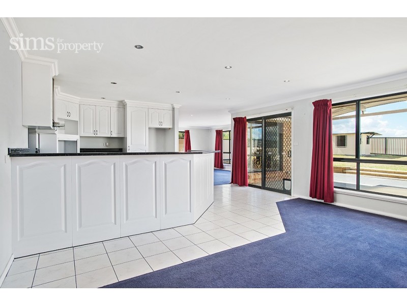 105 Mount Stuart Drive, Newnham TAS 7248