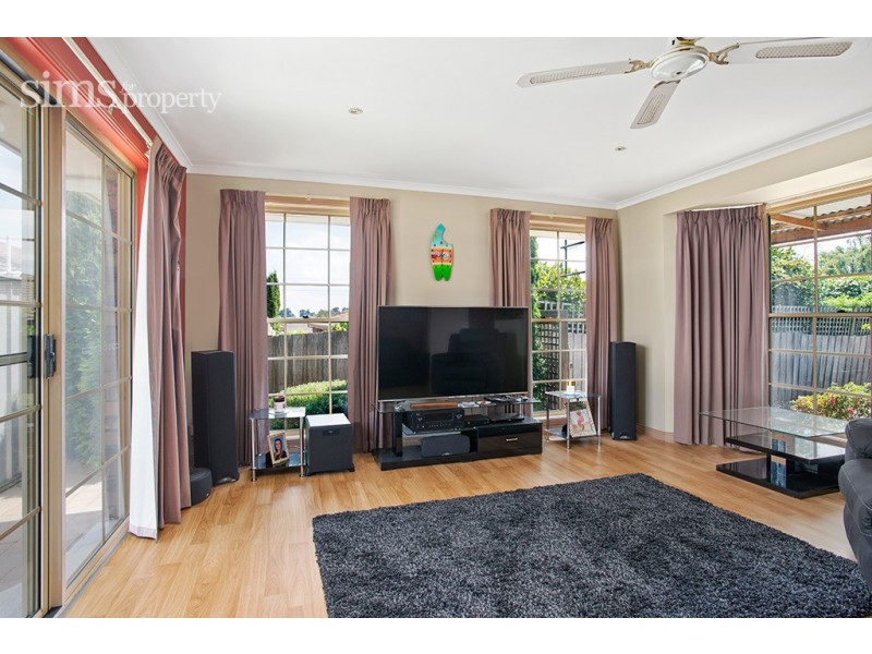 43 Rothesay Close, Newnham TAS 7248