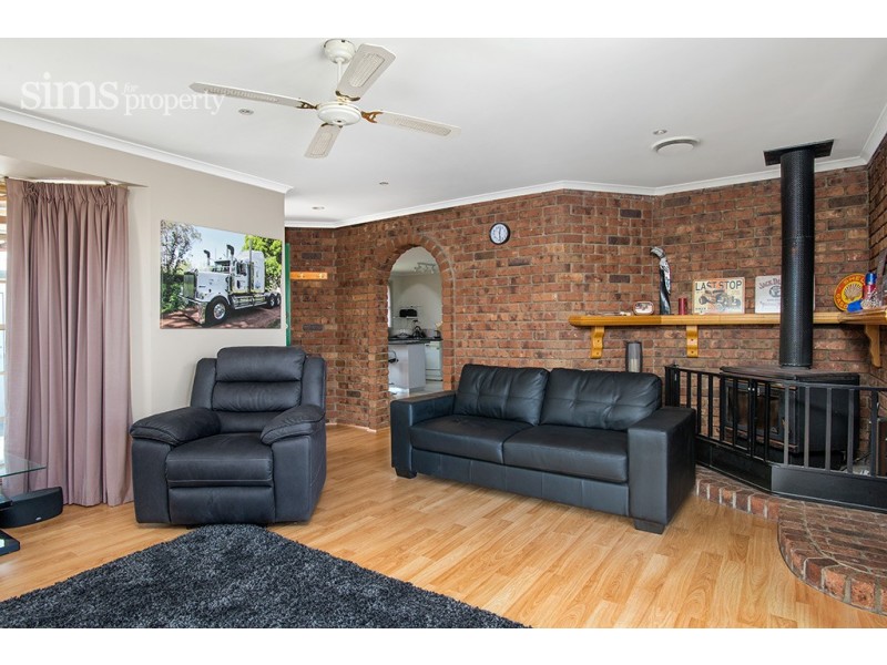 43 Rothesay Close, Newnham TAS 7248