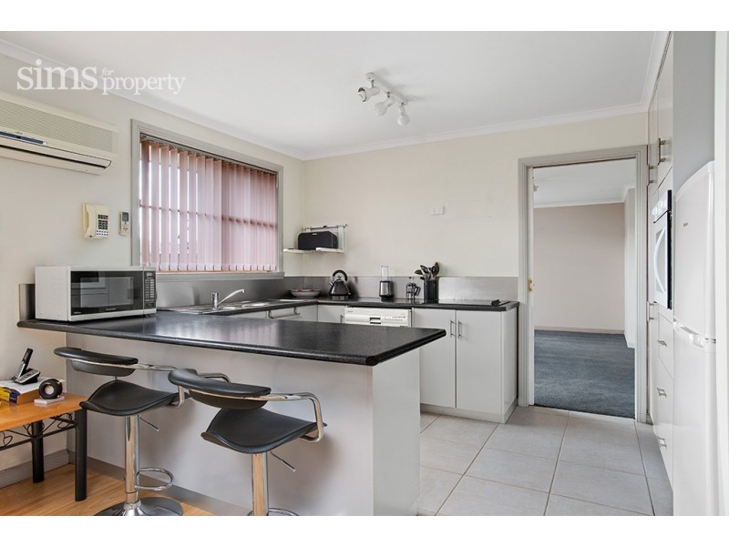 43 Rothesay Close, Newnham TAS 7248