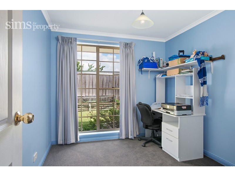 43 Rothesay Close, Newnham TAS 7248