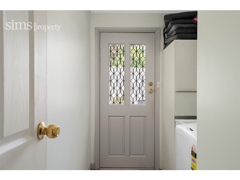 43 Rothesay Close, Newnham TAS 7248