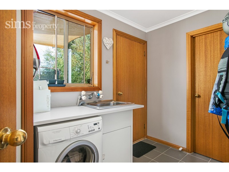 1 Honeysuckle Grove, Evandale TAS 7212