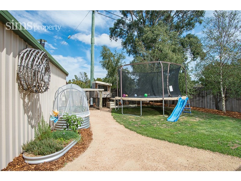1 Honeysuckle Grove, Evandale TAS 7212