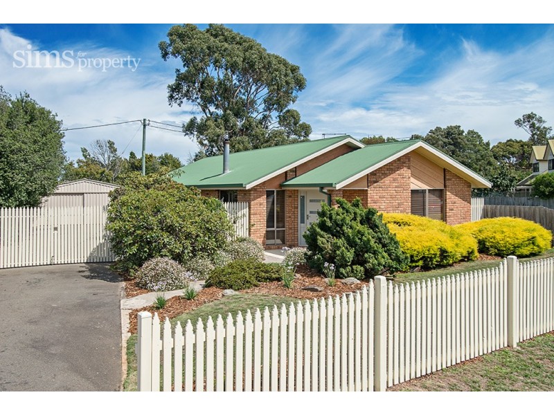 1 Honeysuckle Grove, Evandale TAS 7212