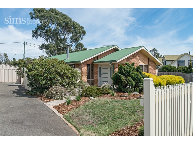 1 Honeysuckle Grove, Evandale TAS 7212