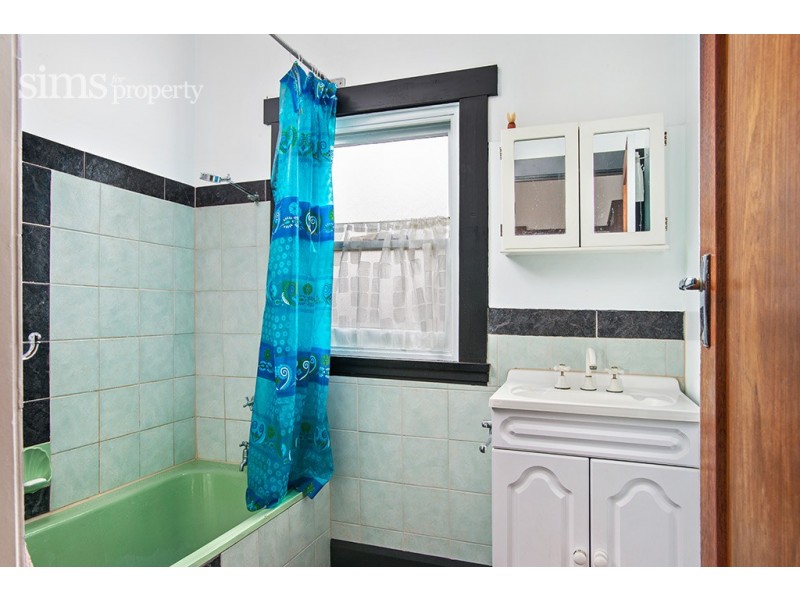16A Connaught Crescent, West Launceston TAS 7250