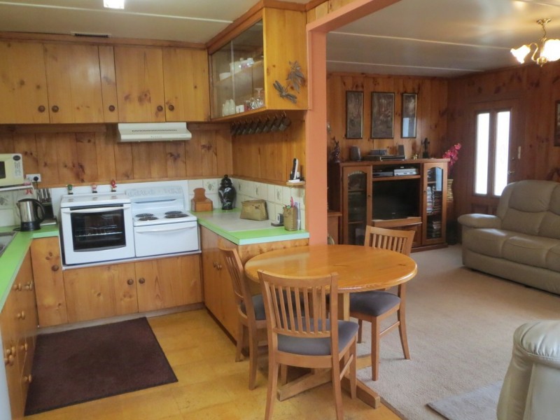 9 Reserve Street, Binalong Bay TAS 7216