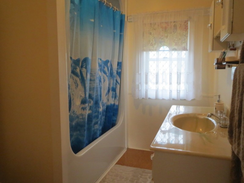 9 Reserve Street, Binalong Bay TAS 7216