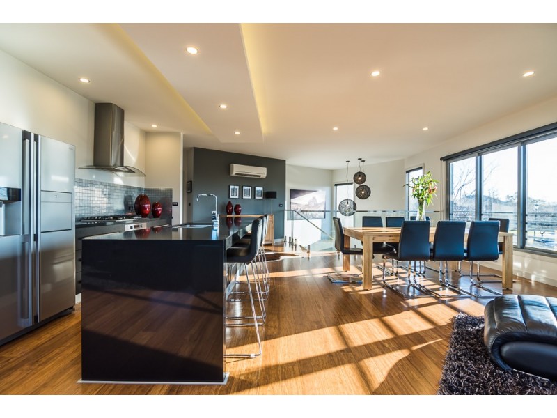 38 College Street, Newstead TAS 7250