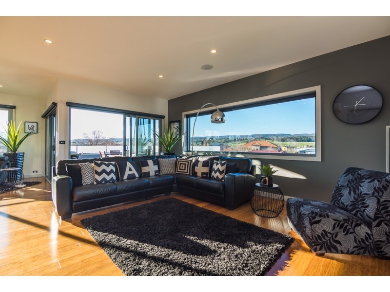 38 College Street, Newstead TAS 7250