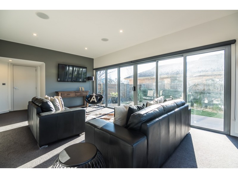 38 College Street, Newstead TAS 7250