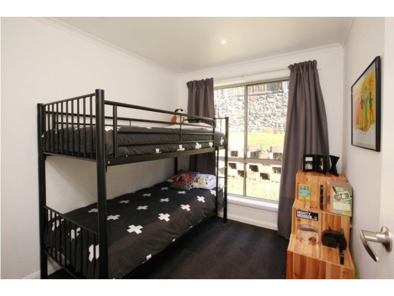 2/25 Floreat Crescent, Trevallyn TAS 7250