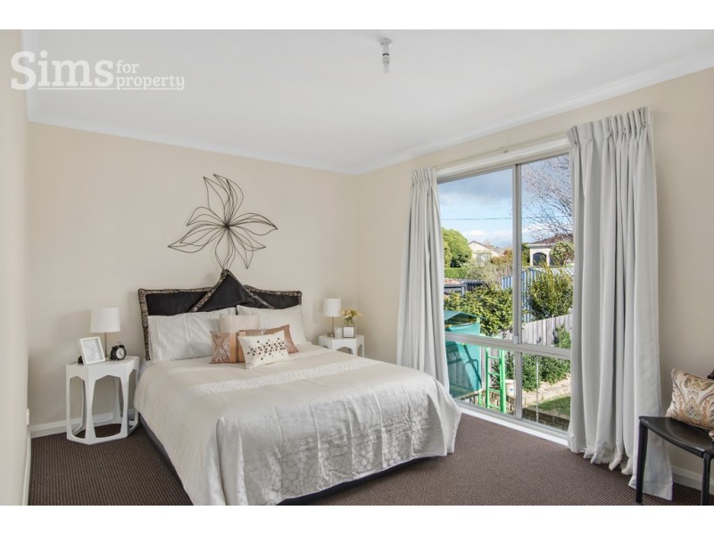 4 Ronald Place, Norwood TAS 7250
