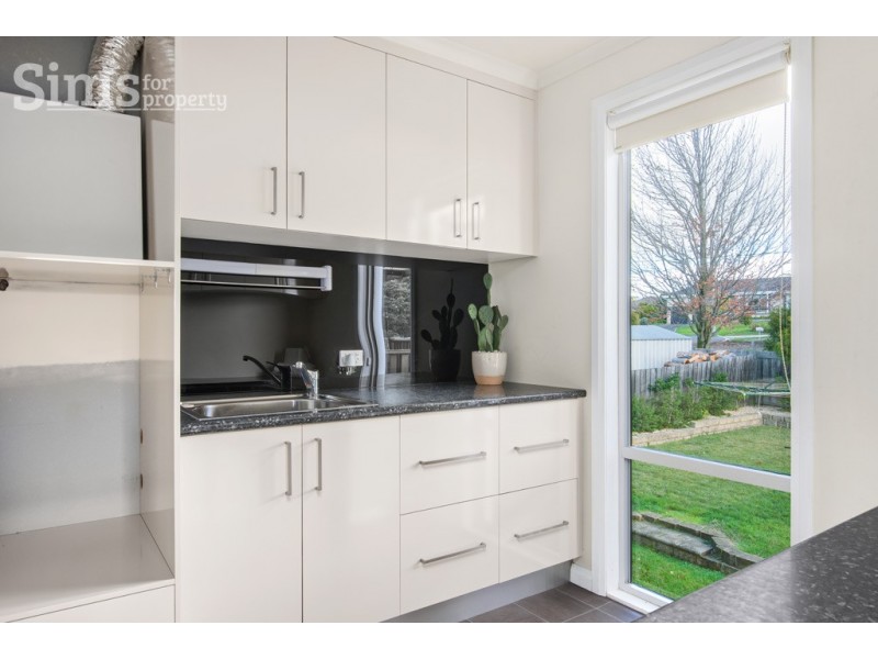 4 Ronald Place, Norwood TAS 7250