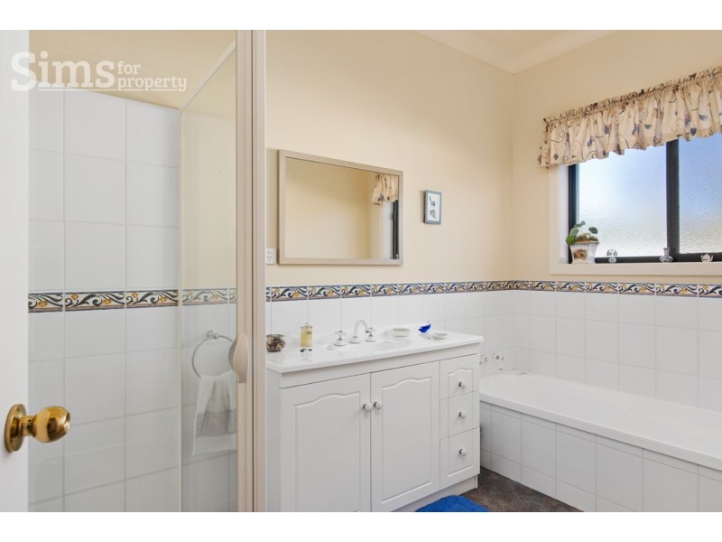 2 Alma Street, Longford TAS 7301
