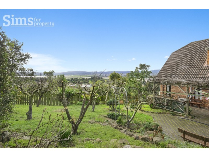 12 Riverview Road, Riverside TAS 7250