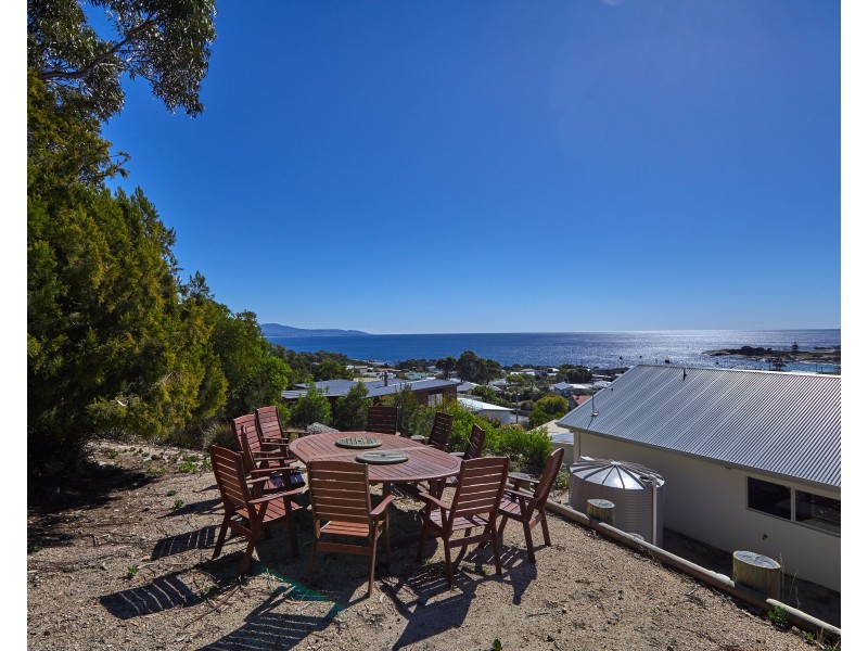 13 Levy Street, Bicheno TAS 7215